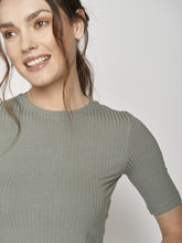 Light Olive: Sportliches Longsleeve aus LENZING™ TENCEL™ Mix für Damen [27588]