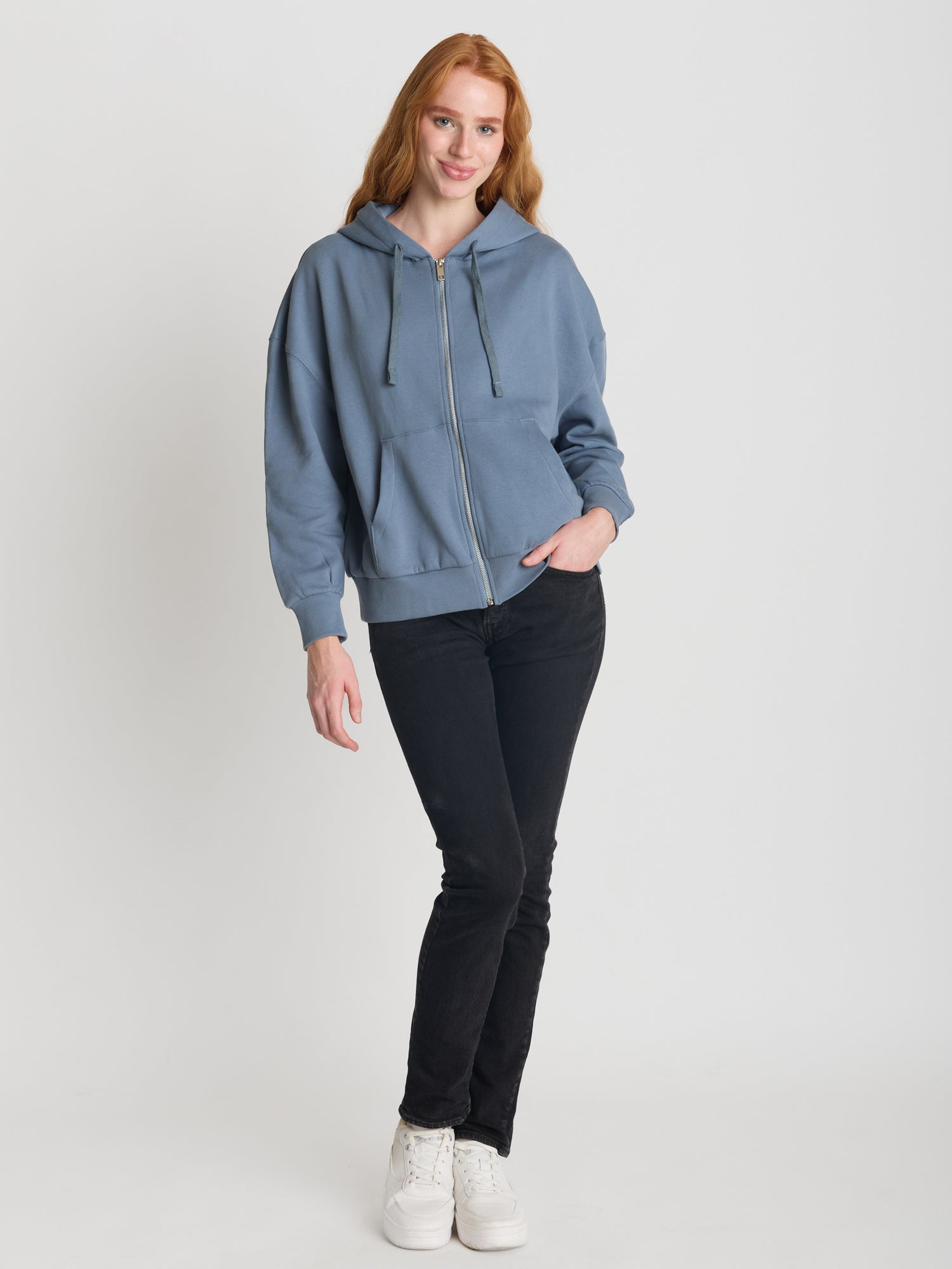 Vintage Blue: Lässige Sweatjacke aus Bio-Baumwolle für Damen [27612]