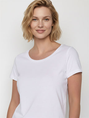 White: Sportliches T-Shirt aus Bio-Baumwolle für Damen [27677]