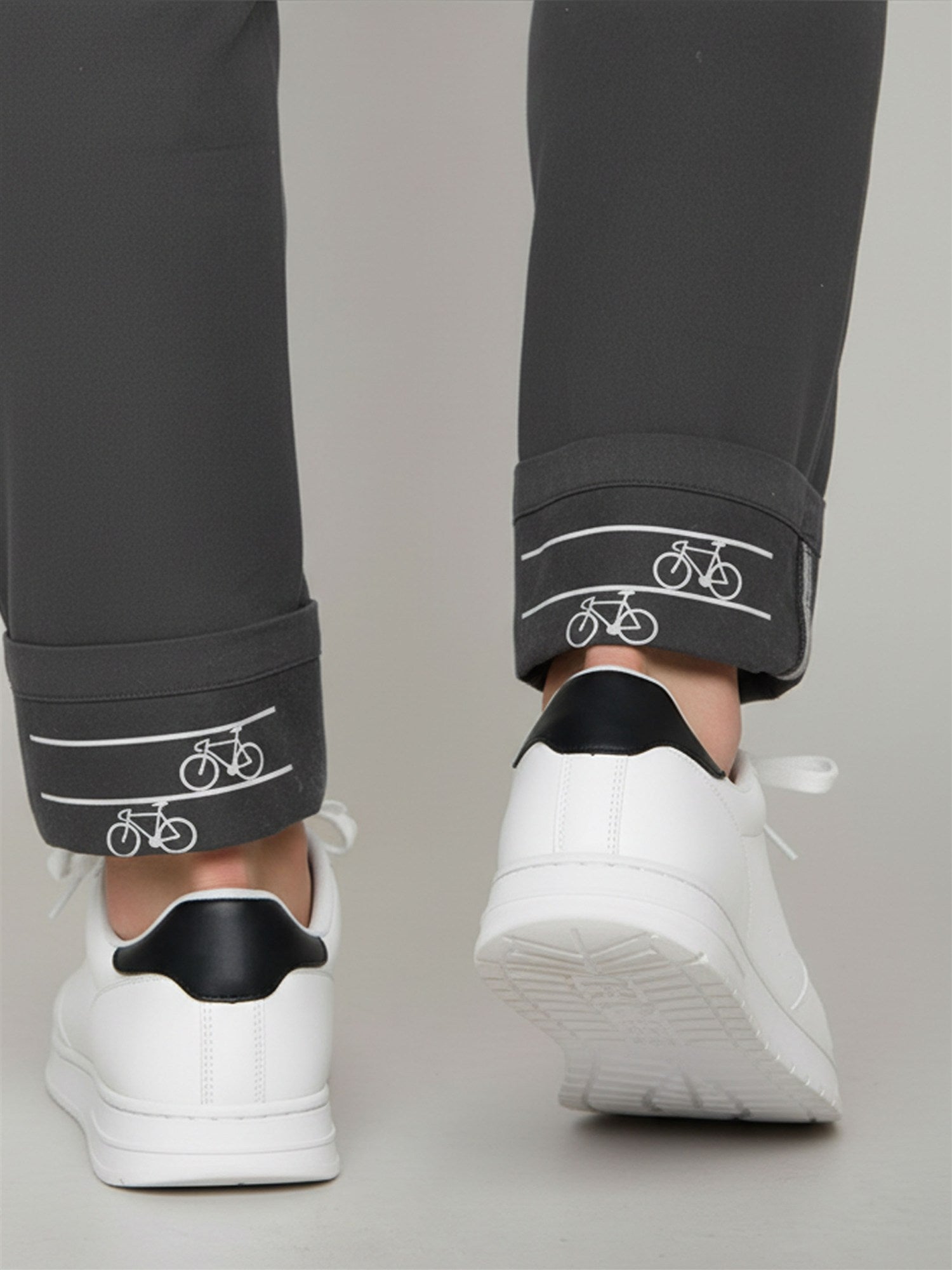 Grey: Gemütliche Chino aus Bio-Baumwoll Mix für Herren [27702]