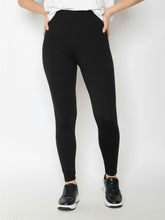 Black: Sportliche Leggings aus Bio-Baumwolle für Damen [27715]