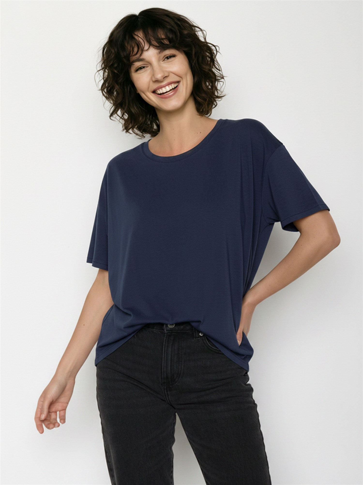 Navy: Lässiges T-Shirt aus Bio-Baumwoll-Mix für Damen [27725]