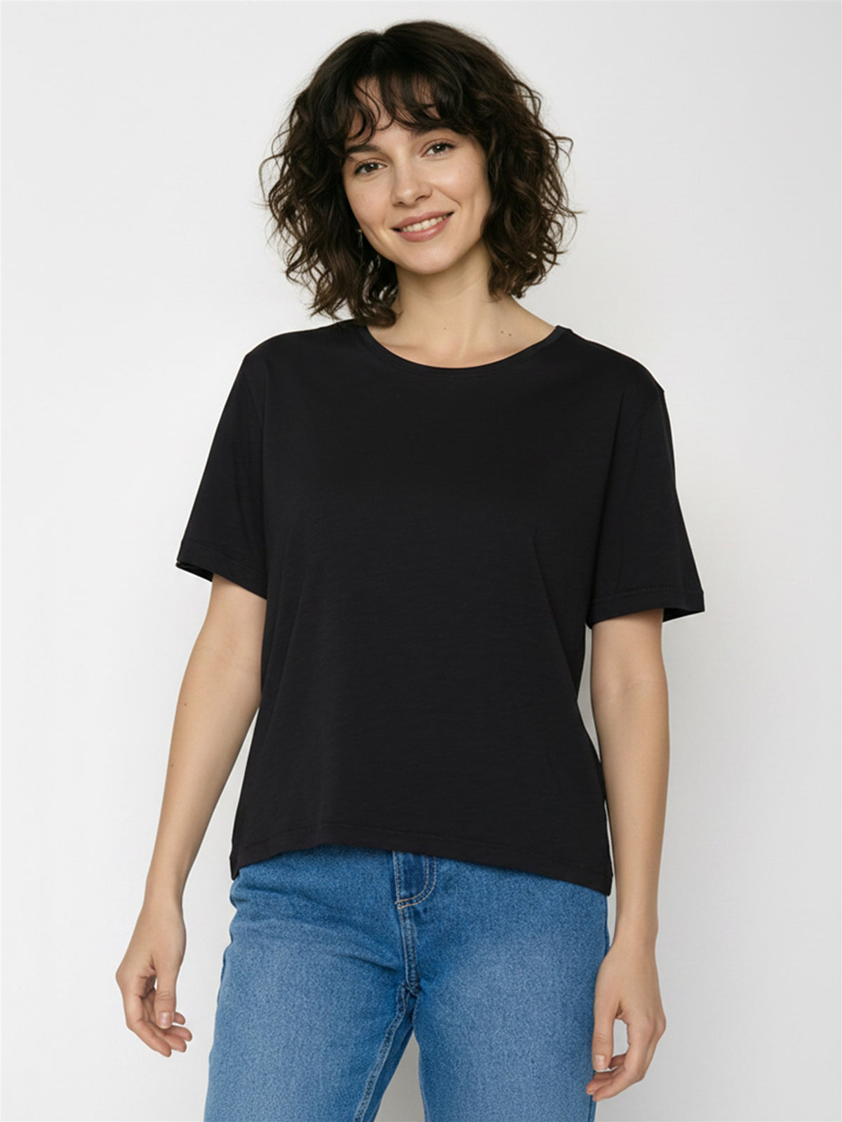 Black: Kastiges T-Shirt aus Bio-Baumwolle für Damen [27779]