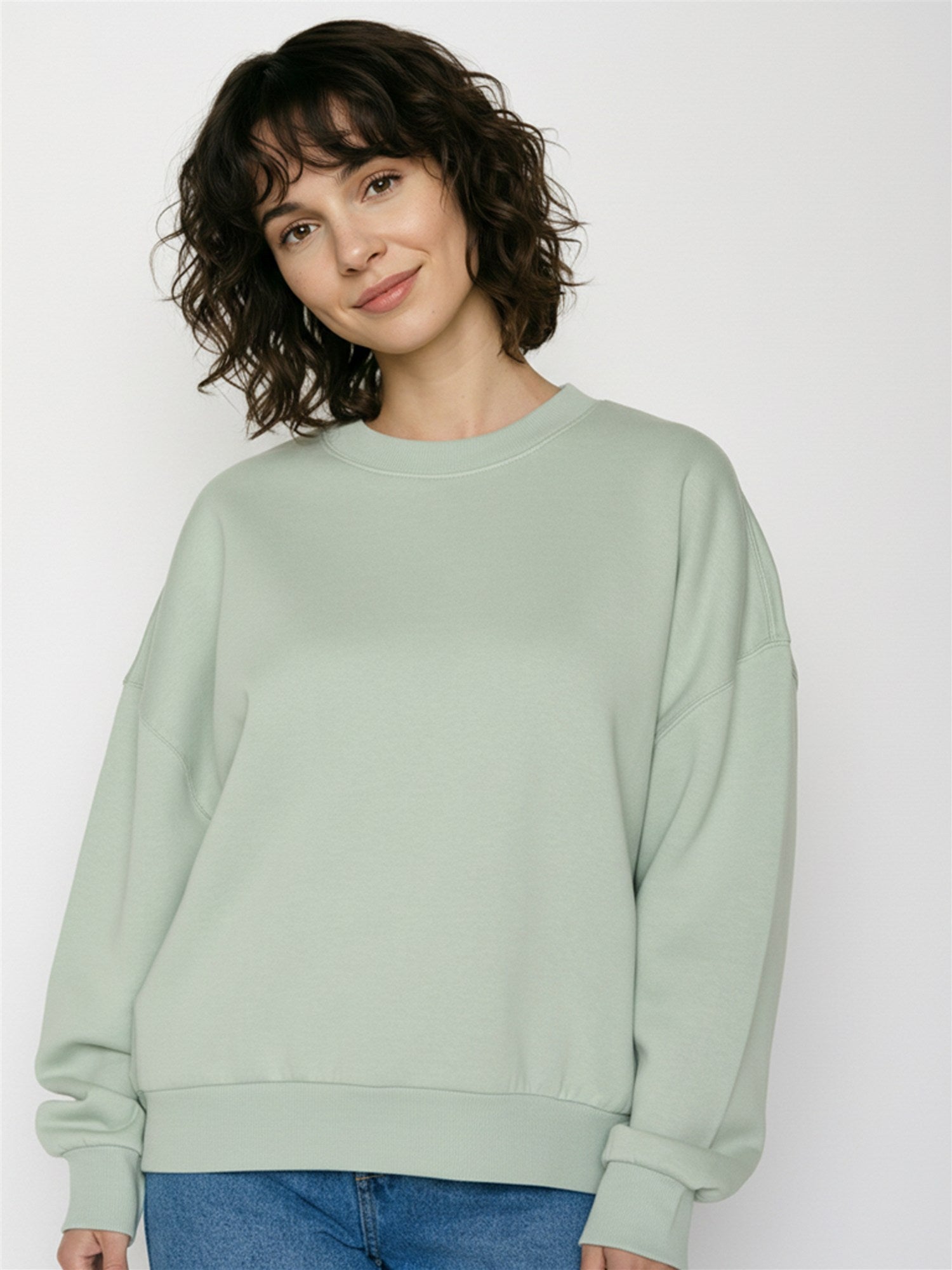 Muted Mint: Lässiges Sweatshirt aus Bio-Baumwolle für Damen [28717]