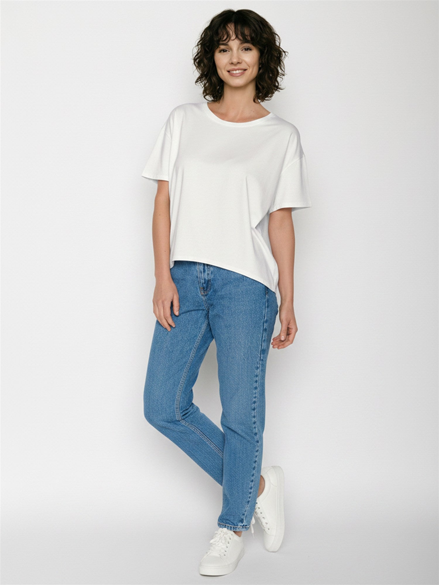 Moonstone: Lässiges T-Shirt aus Bio-Baumwoll-Mix für Damen [28743]