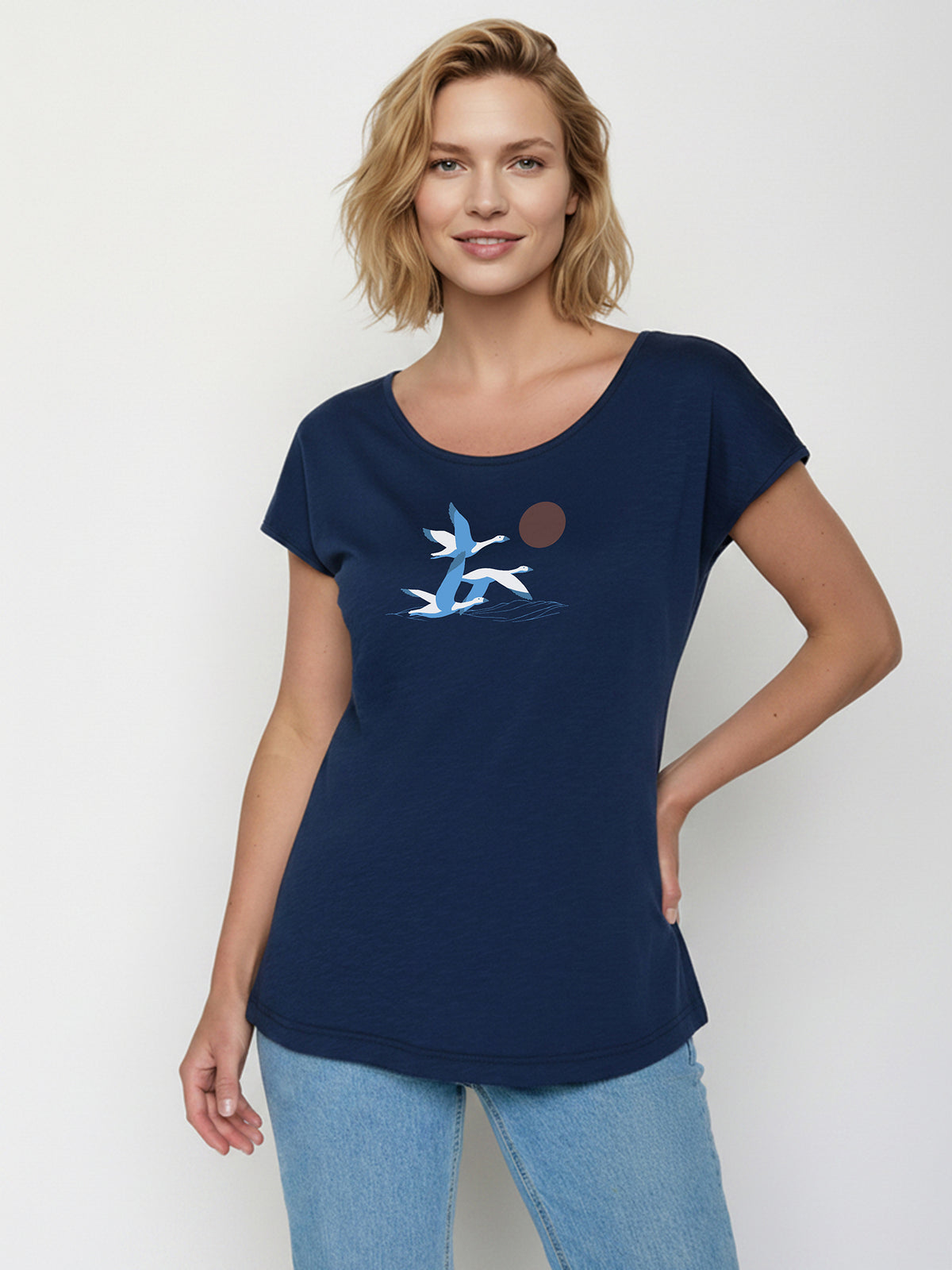 Navy: Lässiges T-Shirt aus Bio-Baumwolle für Damen [30069]