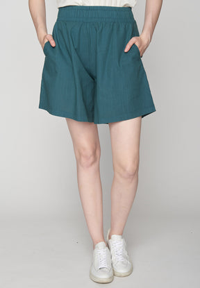 Grüner Lässige Shorts aus LENZING™ TENCEL™ für Damen (1)