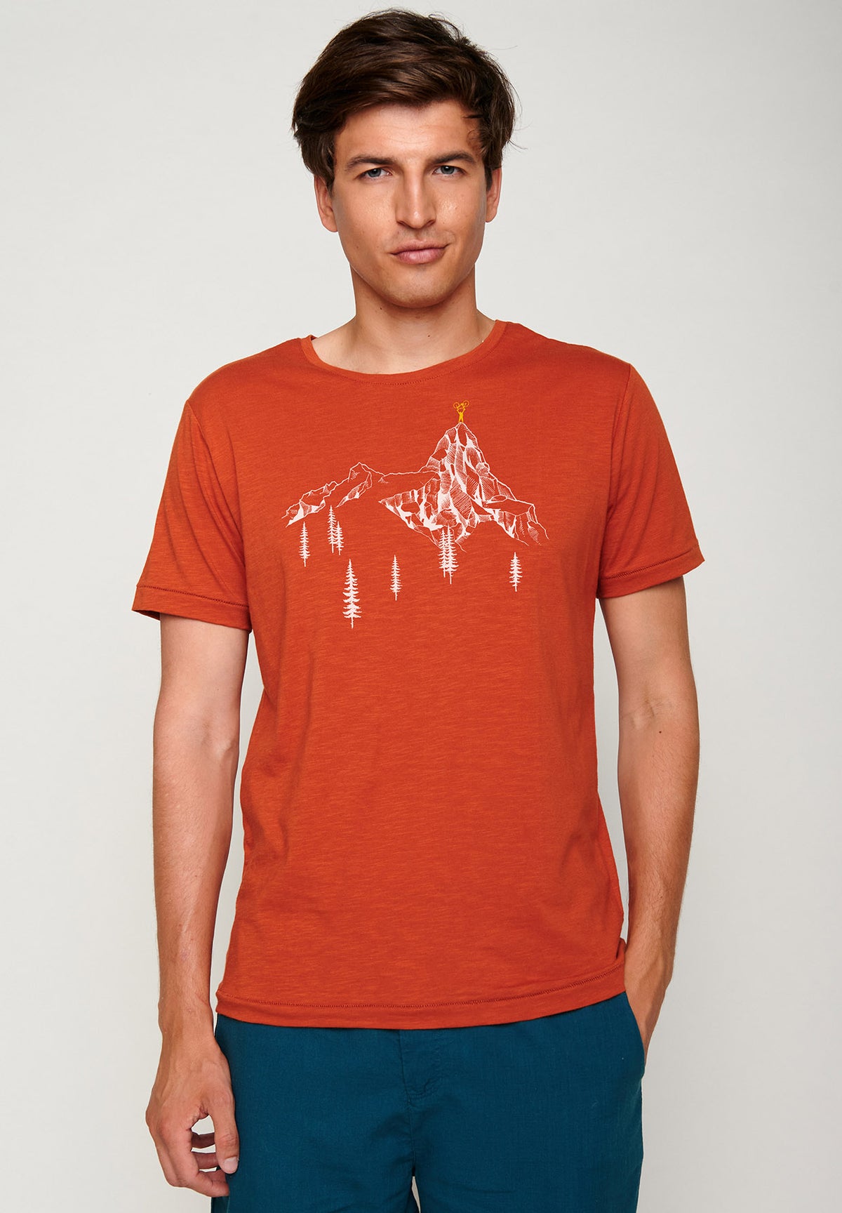 Clay Red: Lässiges T-Shirt aus Bio-Baumwolle für Herren [4883]