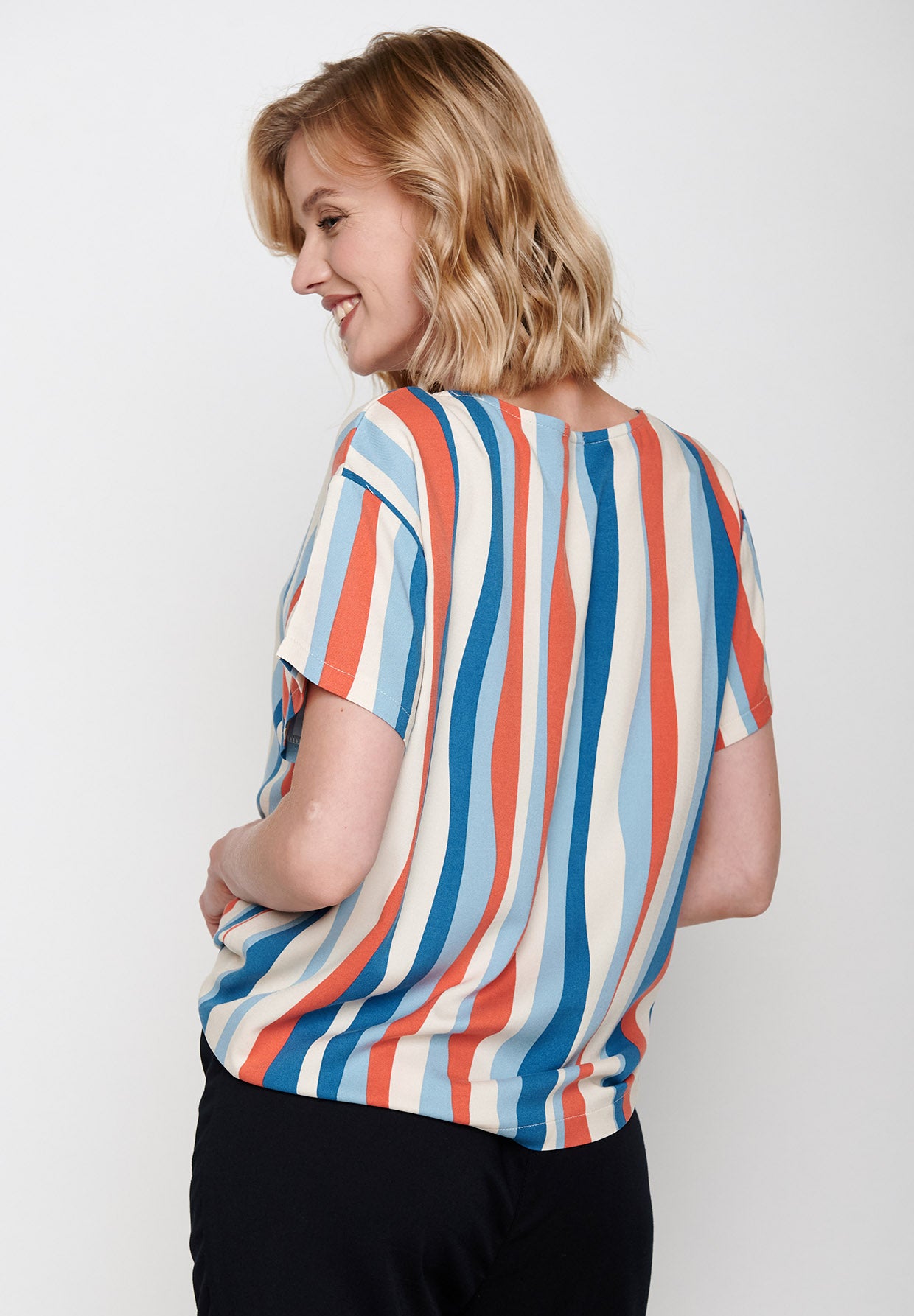 Sand: Lässiges T-Shirt aus Viskose (LENZING™ ECOVERO™) Mix für Damen [5615]