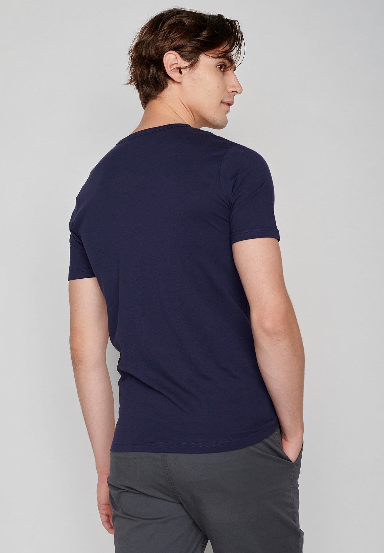Navy: Lässiges T-Shirt aus Bio-Baumwolle für Herren [568]