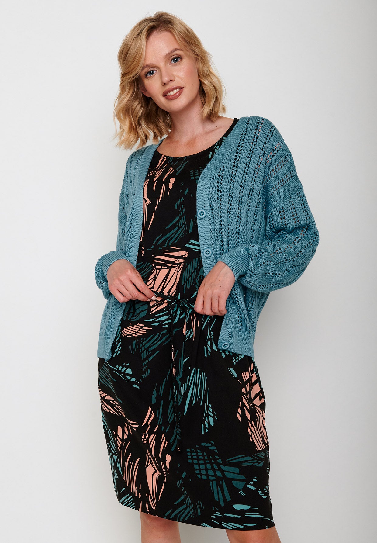 Island Blue: Gemütliche Strickjacke aus Bio-Baumwolle für Damen [5742]