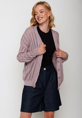 Dusty Lilac: Gemütliche Strickjacke aus Bio-Baumwolle für Damen [5750]