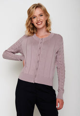 Dusty Lilac: Gemütliche Strickjacke aus Bio-Baumwolle für Damen [5793]