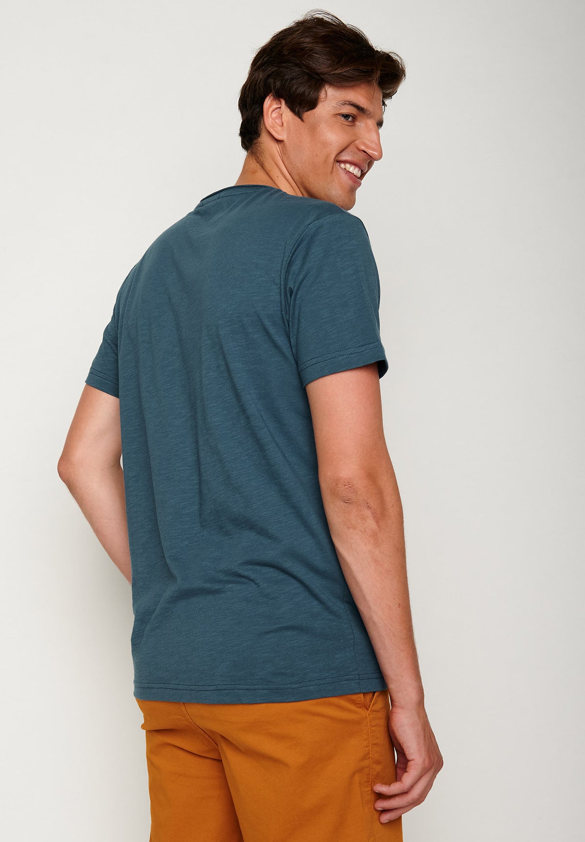 Blue Stone: Lässiges T-Shirt aus Bio-Baumwolle für Herren [6181]