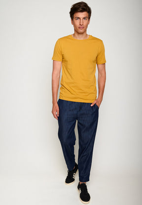 Blue Denim: Lässige Hose aus Bio-Baumwoll Mix für Herren [6208]