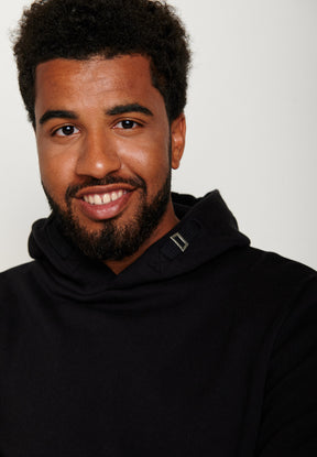 Black: Kuschliger Hoodie aus Bio-Baumwolle für Herren [6355]