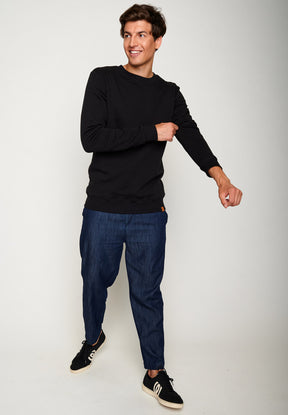 Black: Gemütliches Sweatshirt aus Bio-Baumwolle für Herren [6369]