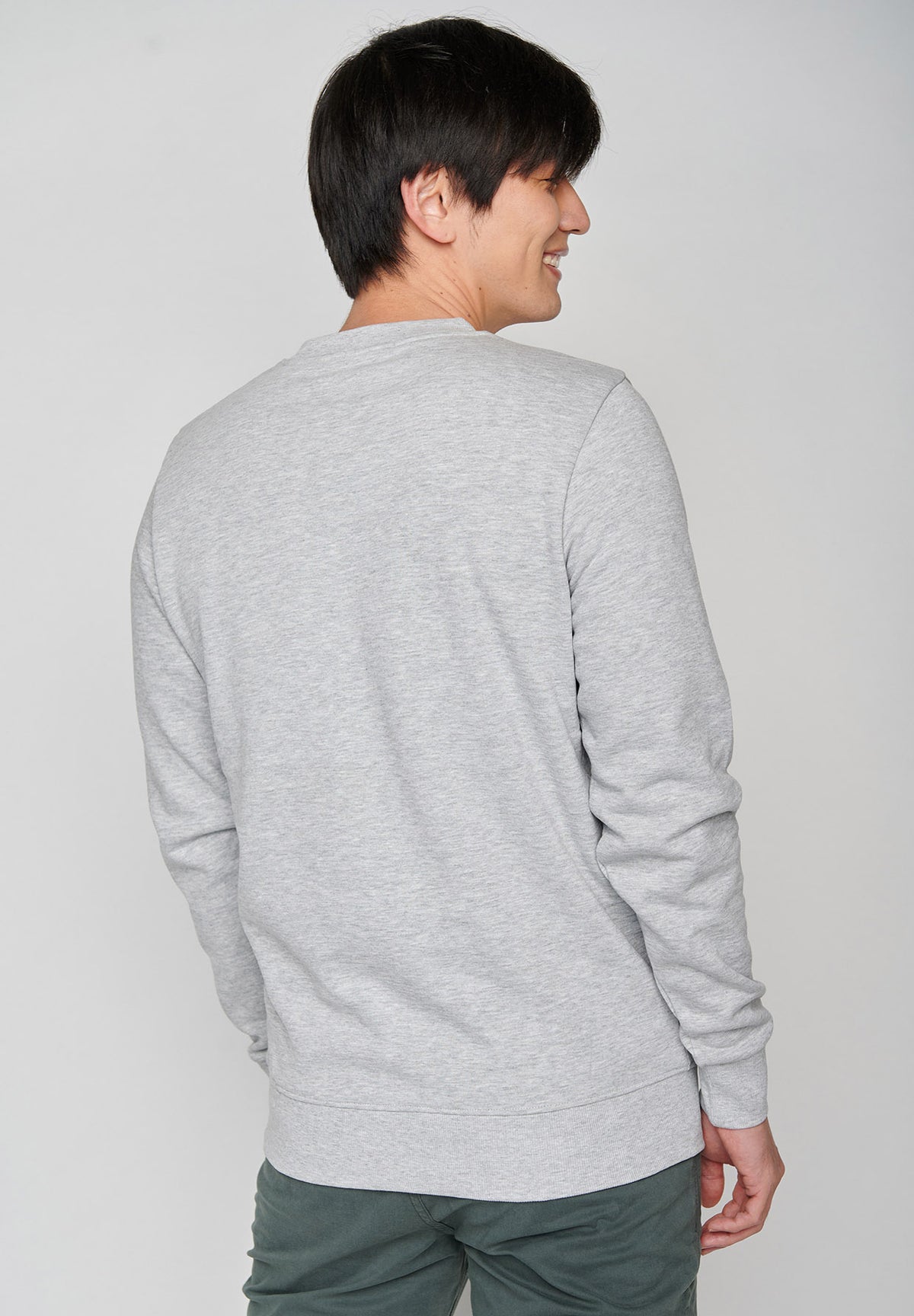 Heather Grey: Gemütliches Sweatshirt aus Bio-Baumwolle für Herren [6511]