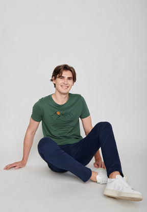 Bottle Green: Sportliches T-Shirt aus Bio-Baumwolle für Herren [6730]