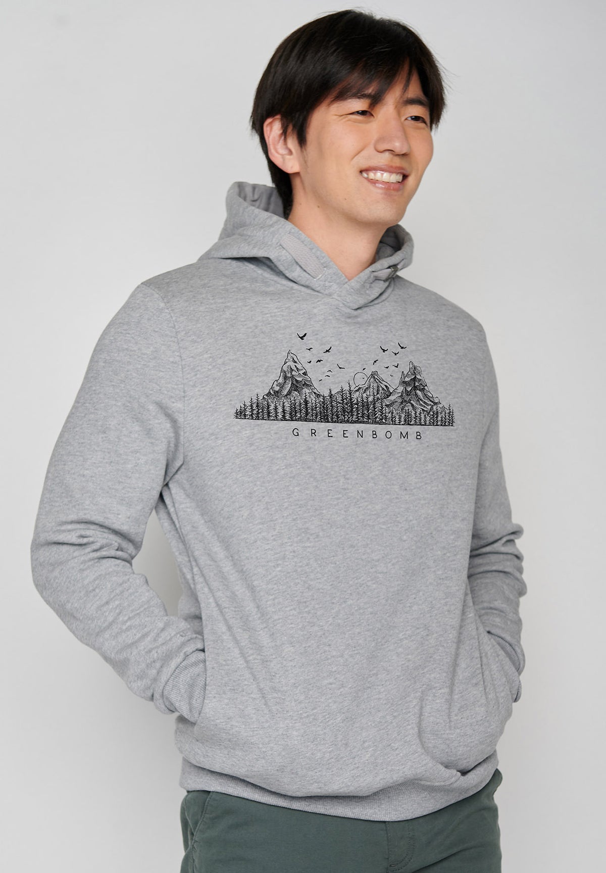 Heather Grey: Kuschliger Hoodie aus Bio-Baumwolle für Herren [6997]