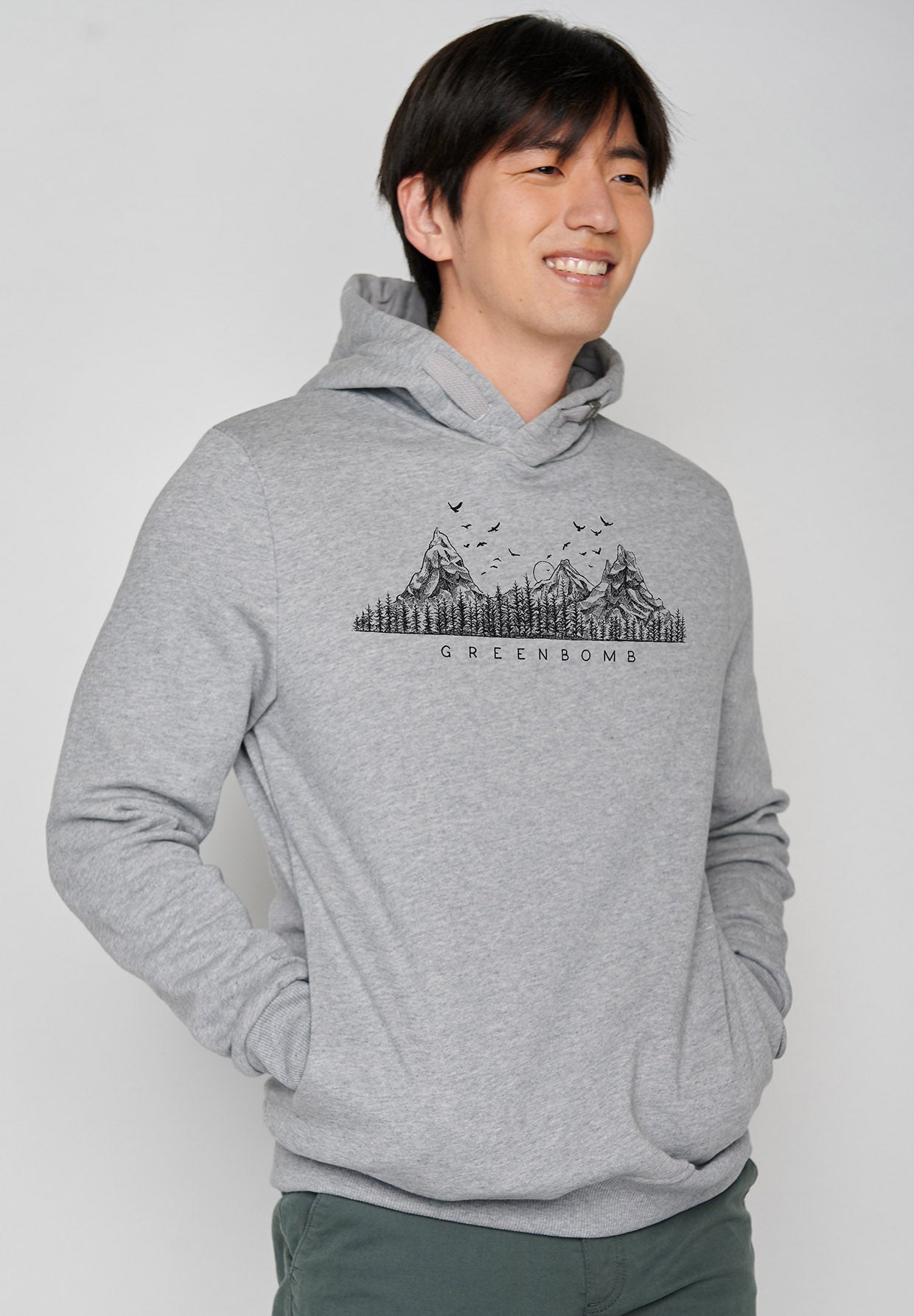 Heather Grey: Kuschliger Hoodie aus Bio-Baumwolle für Herren [6997]