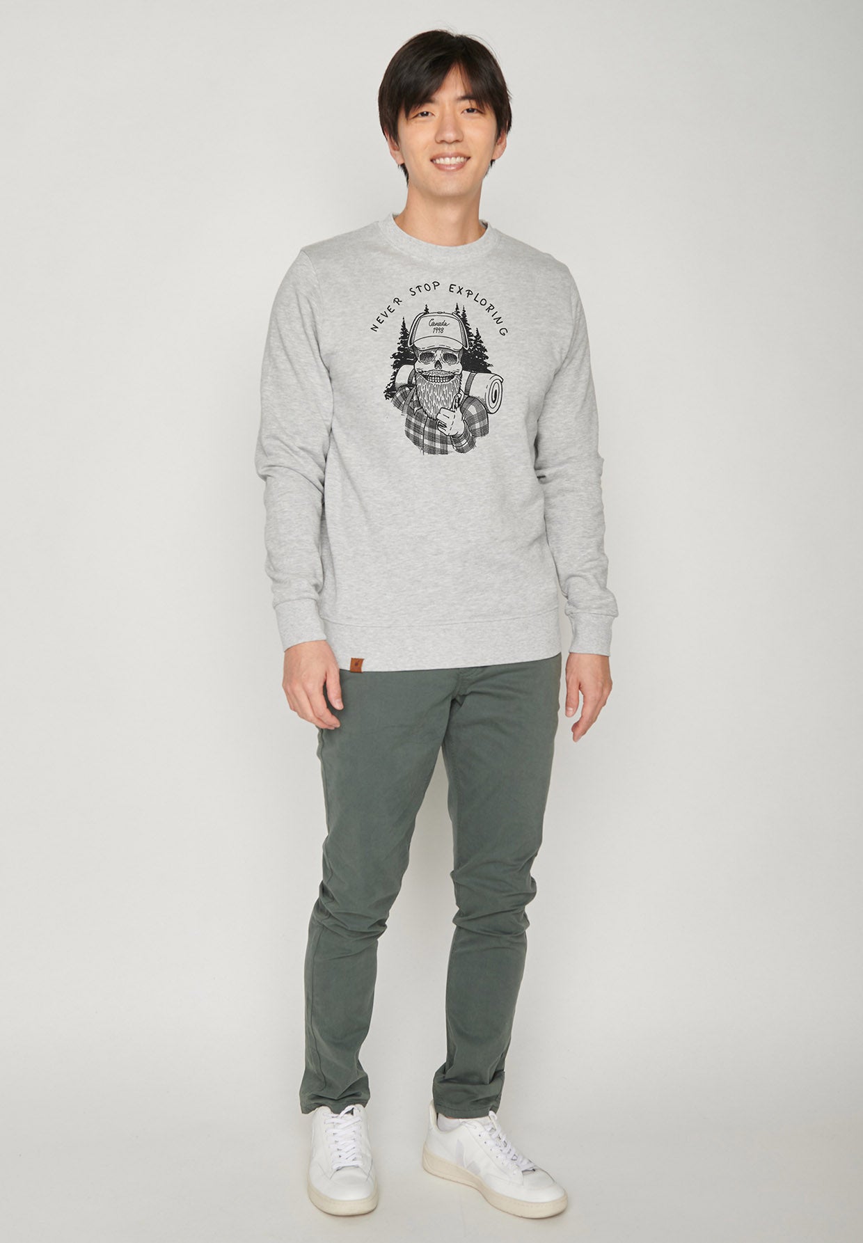 Heather Grey: Gemütliches Sweatshirt aus Bio-Baumwolle für Herren [7067]