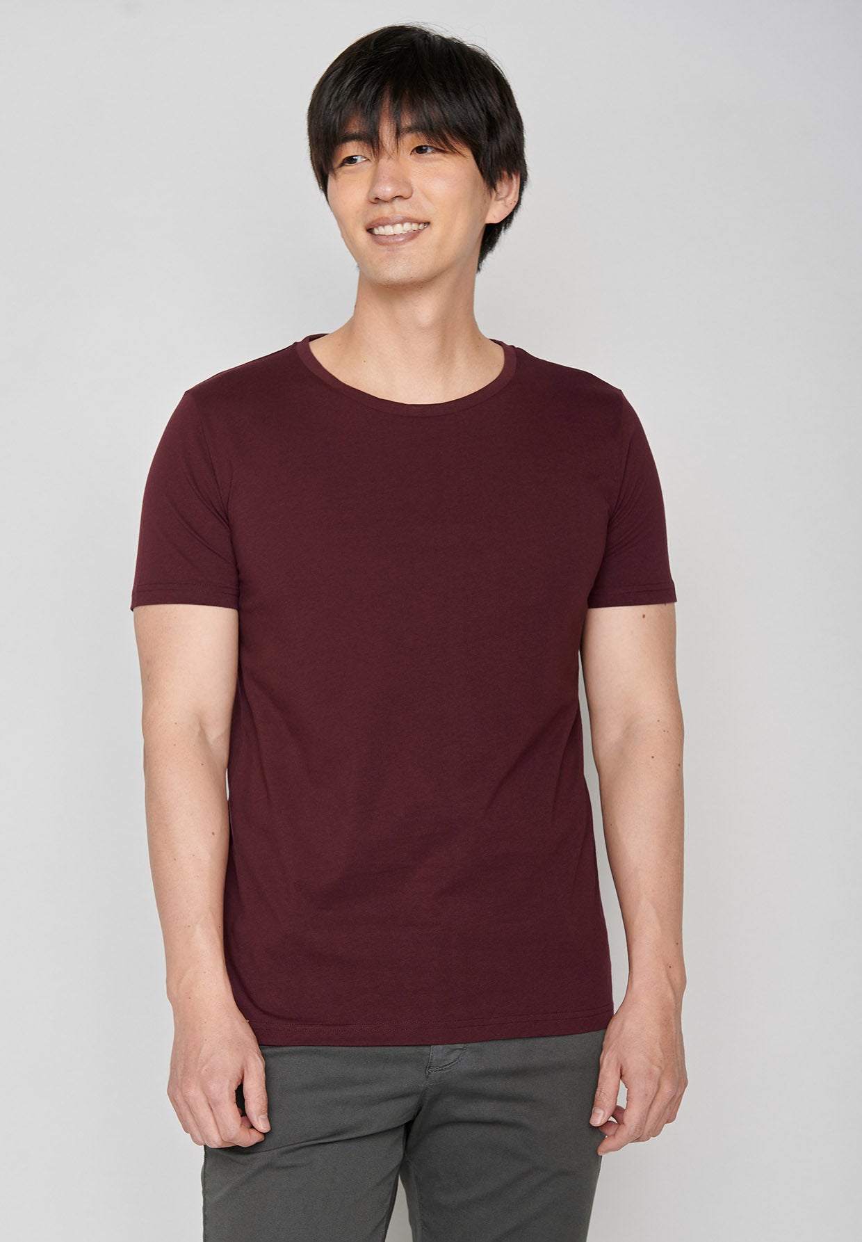 Velvet Rain: Sportliches T-Shirt aus Bio-Baumwolle für Herren [7115]