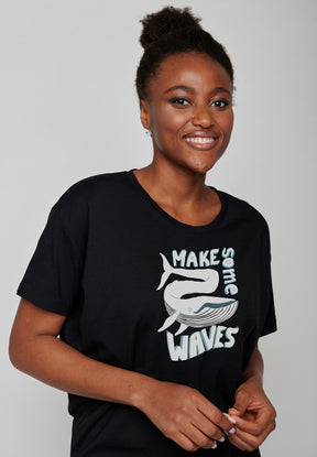 Black: Lässiges T-Shirt aus Bio-Baumwoll-Mix für Damen [7368]