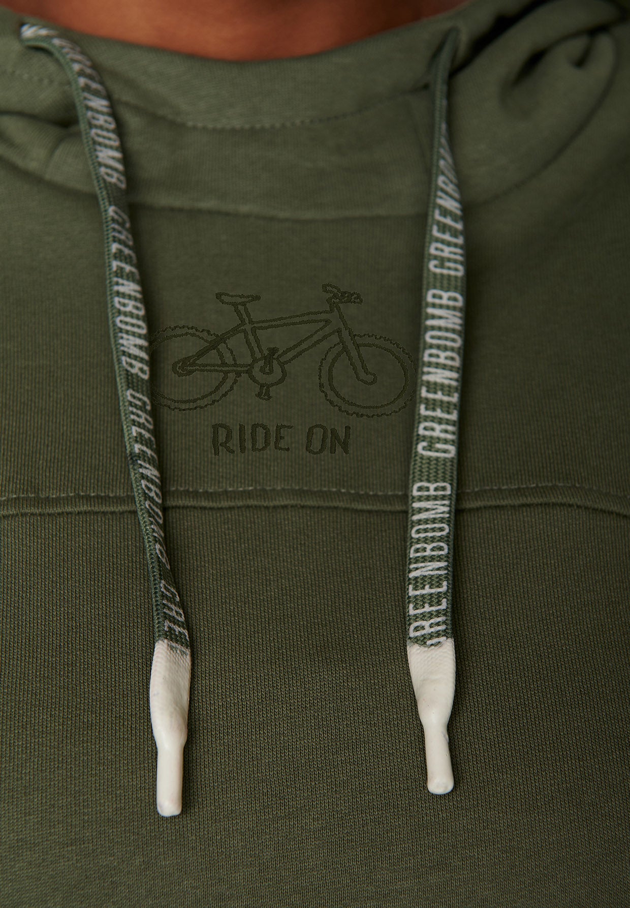 Dirty Olive: Lässiger Hoodie aus Bio-Baumwolle für Damen [7523]