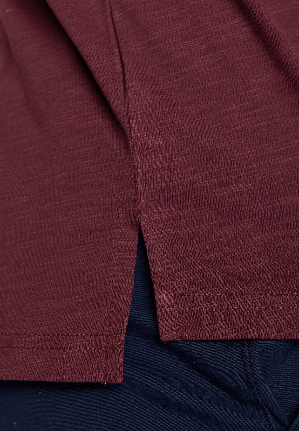 Velvet Rain: Elegantes Longsleeve aus Bio-Baumwolle für Herren [7878]
