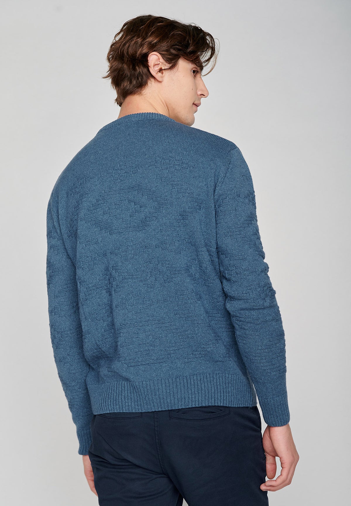 Frost Blue: Eleganter Strickpullover aus Wolle und Bio-Baumwole für Herren [7978]