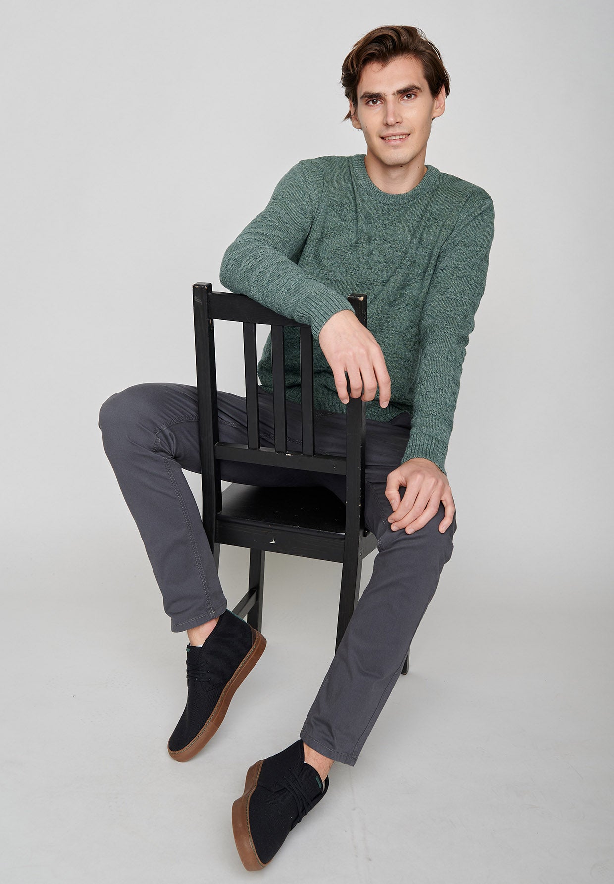 Silent Green: Eleganter Strickpullover aus Wolle und Bio-Baumwole für Herren [7980]