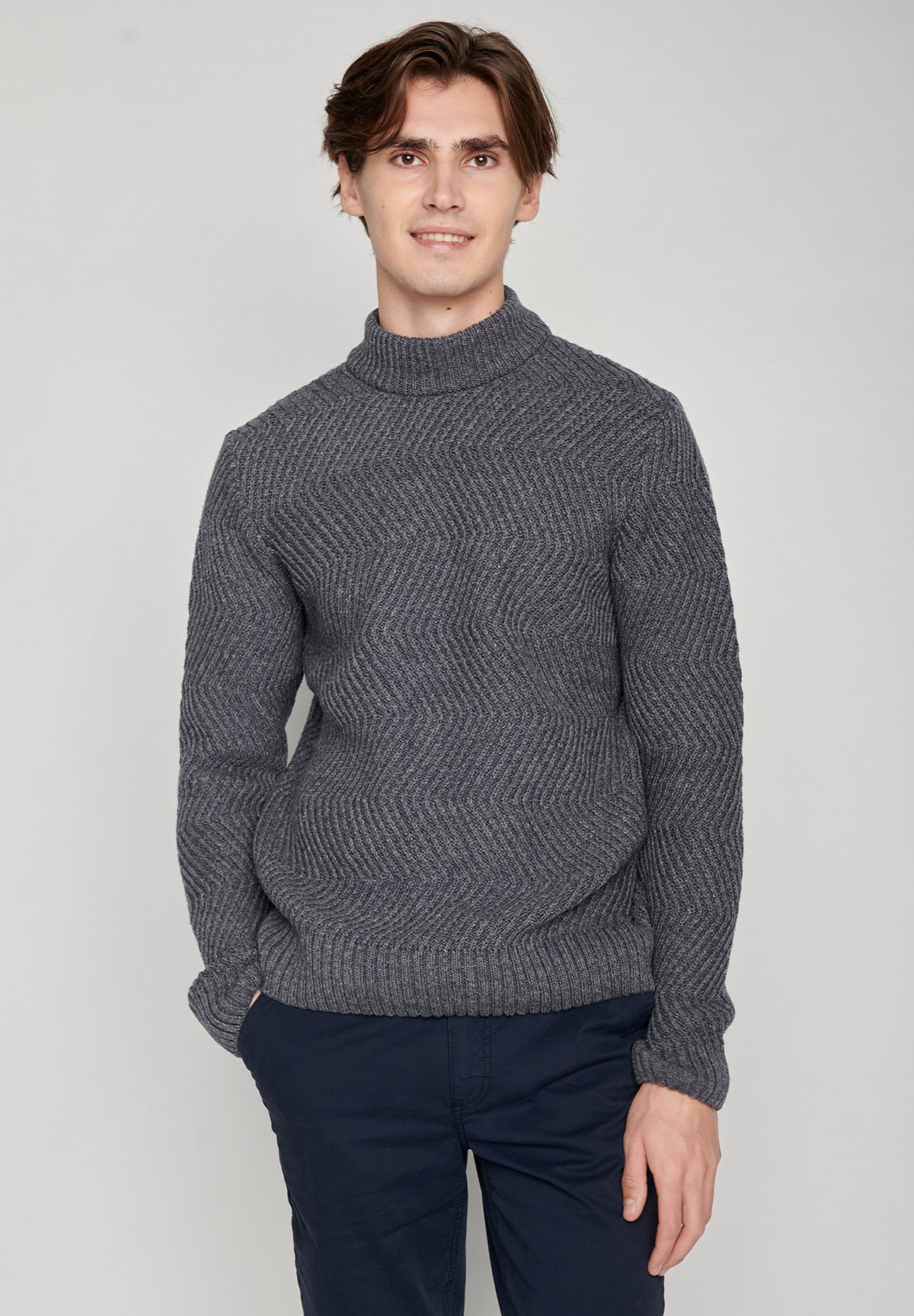 Atlantic Grey: Gemütlicher Strickpullover aus Woll Mix für Herren [7993]