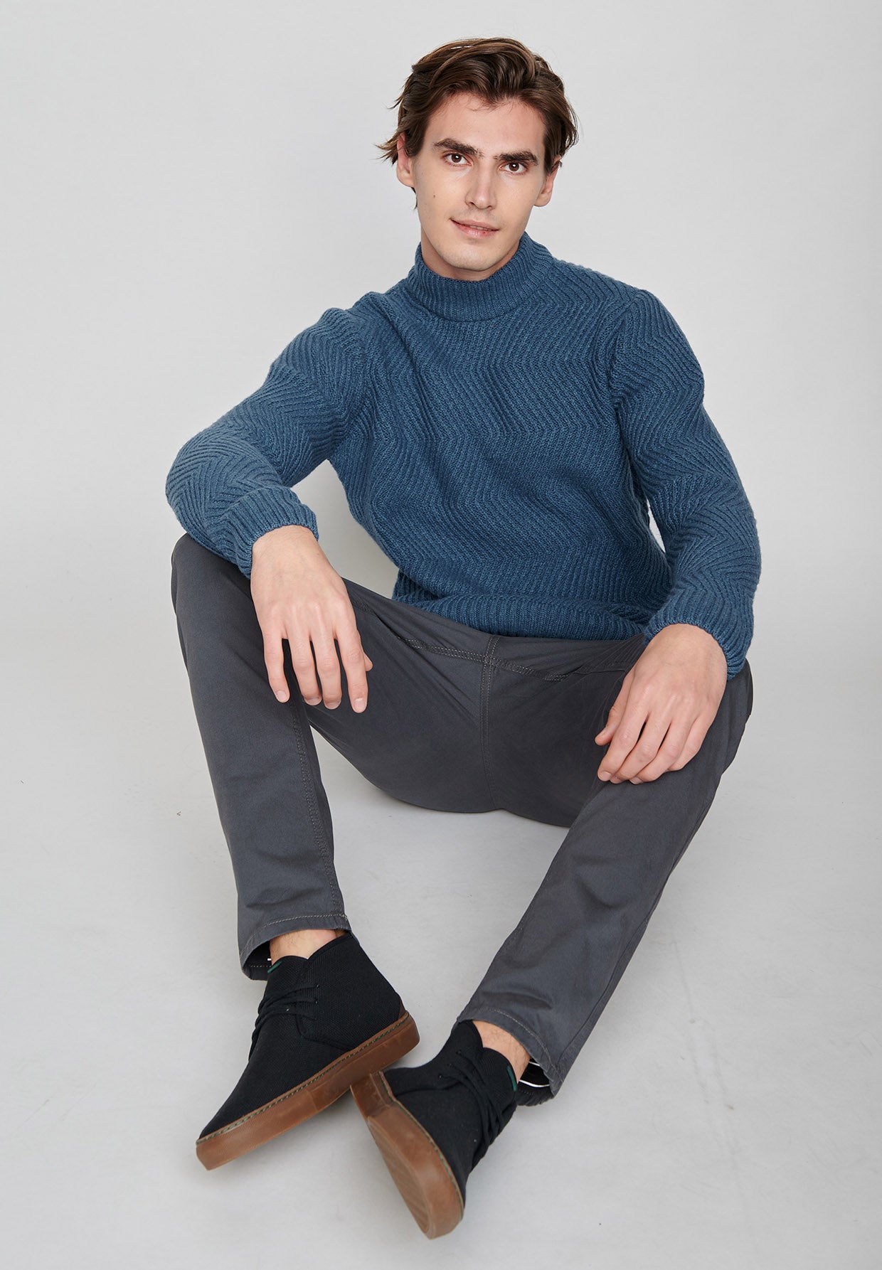 Frost Blue: Gemütlicher Strickpullover aus Woll Mix für Herren [8002]
