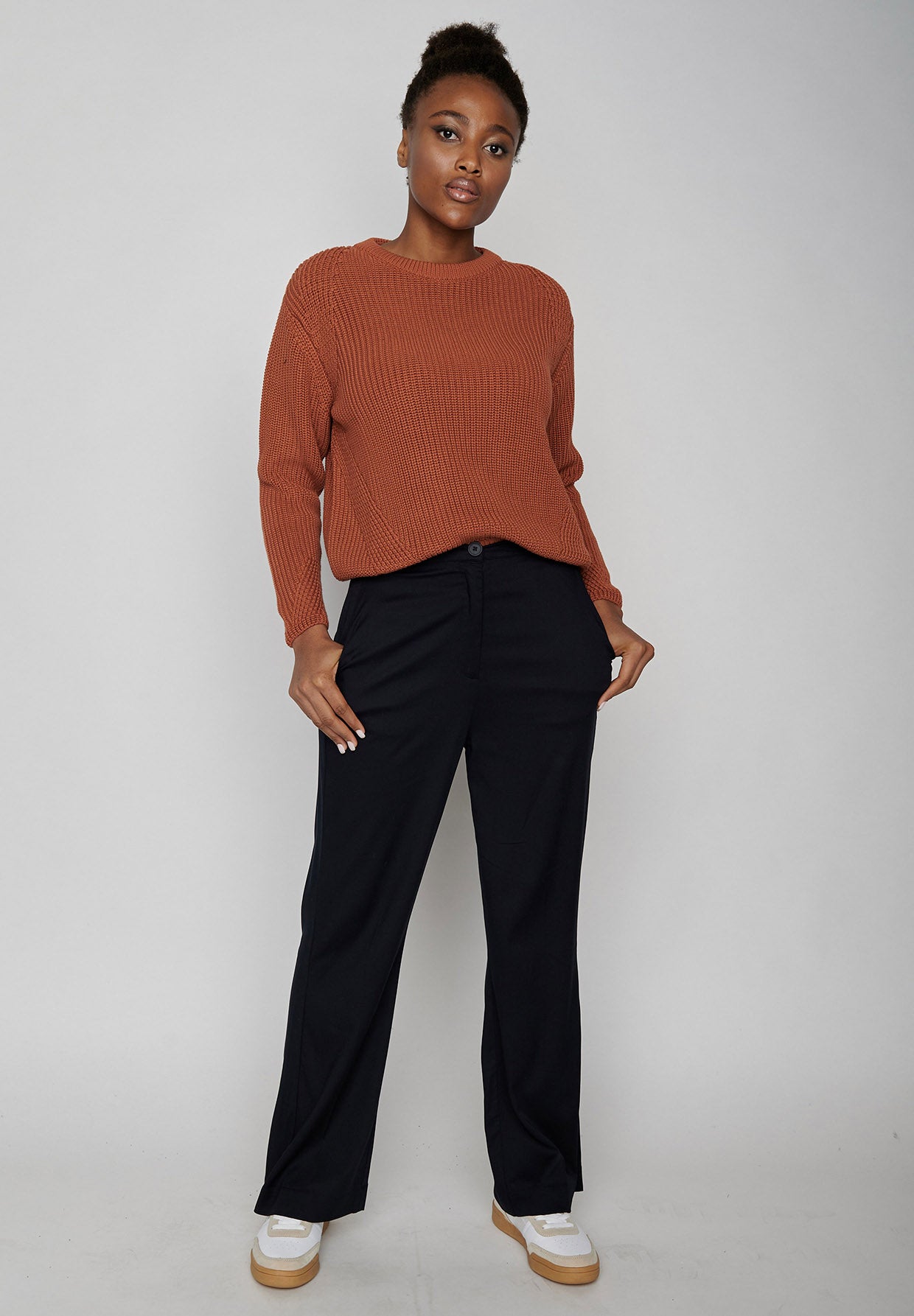 Orang:  Gemütlicher Strickpullover aus Bio-Baumwolle für Damen [8104]