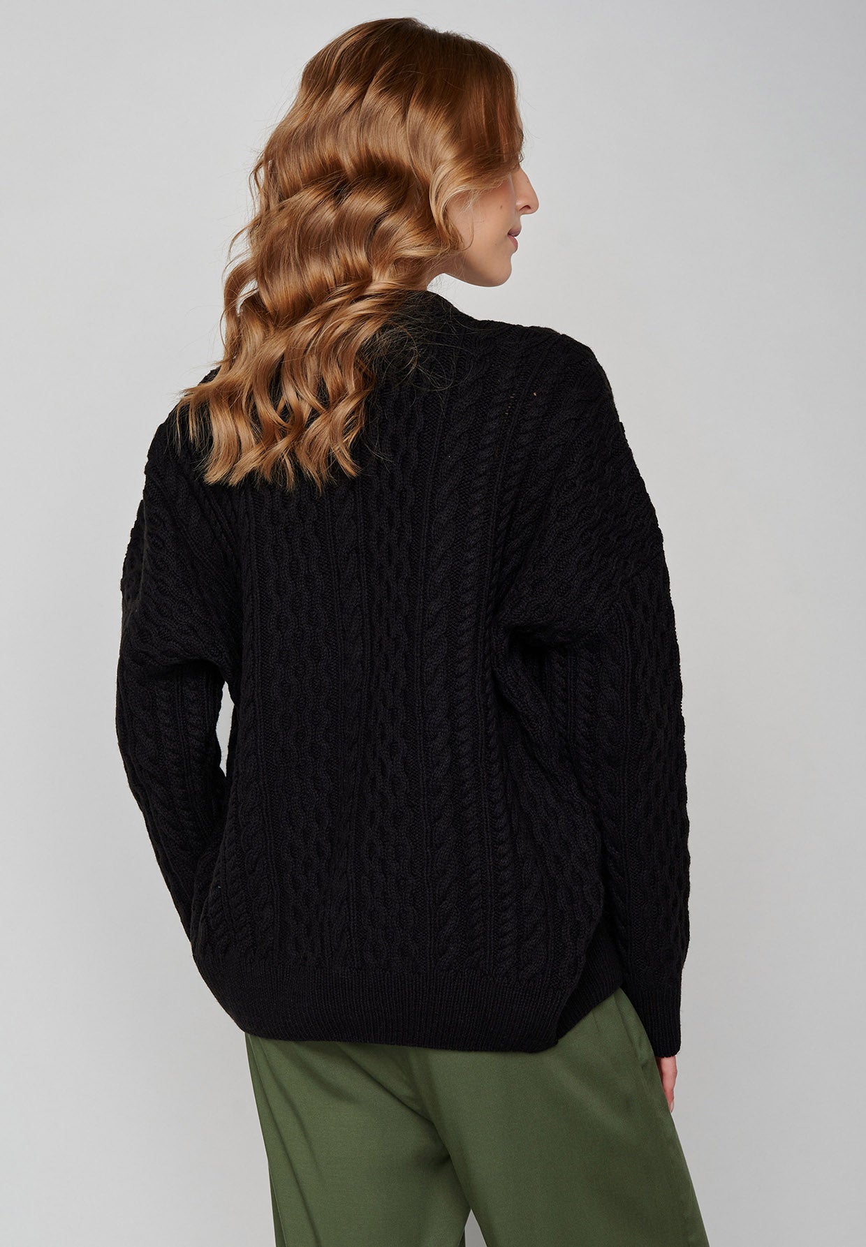 Black: Gemütliche Strickjacke aus Bio-Baumwolle für Damen [8113]