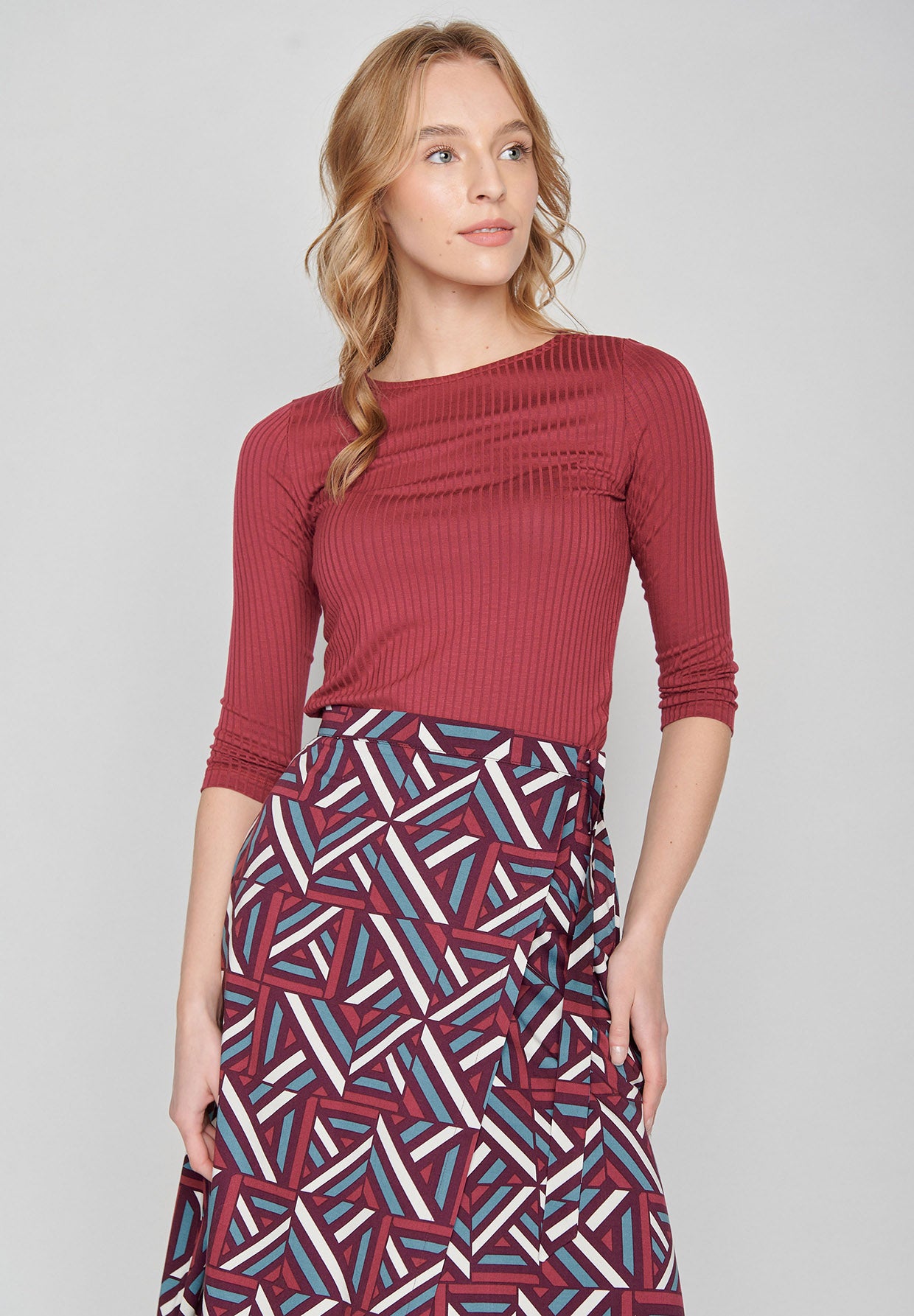 Berry Blossom: Sportliches Longsleeve aus LENZING™ TENCEL™ Mix für Damen [8150]