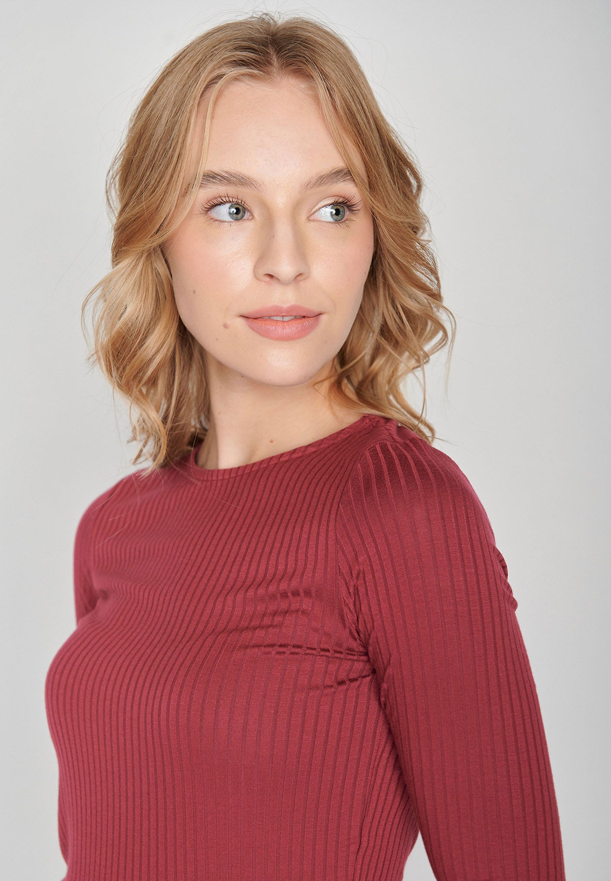 Berry Blossom: Sportliches Longsleeve aus LENZING™ TENCEL™ Mix für Damen [8151]