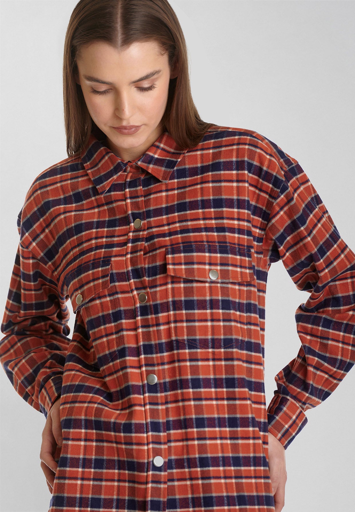 Burned Orange Check: Lässige Hemdjacke aus Bio-Baumwolle für Damen [8213]