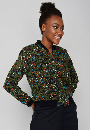 Flower Ground: Moderne Bluse aus Viskose (LENZING™ ECOVERO™) für Damen [8258]