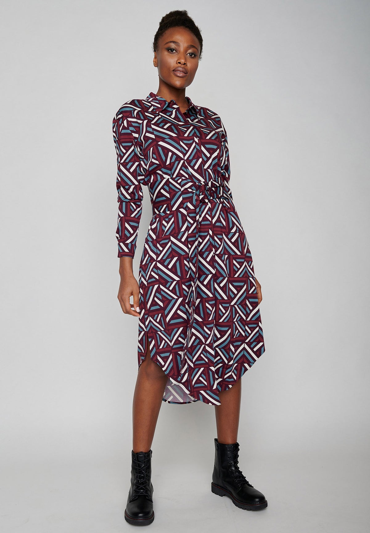 Velvet Maze: Elegantes Kleid aus LENZING™ ECOVERO™ Mix für Damen [8317]