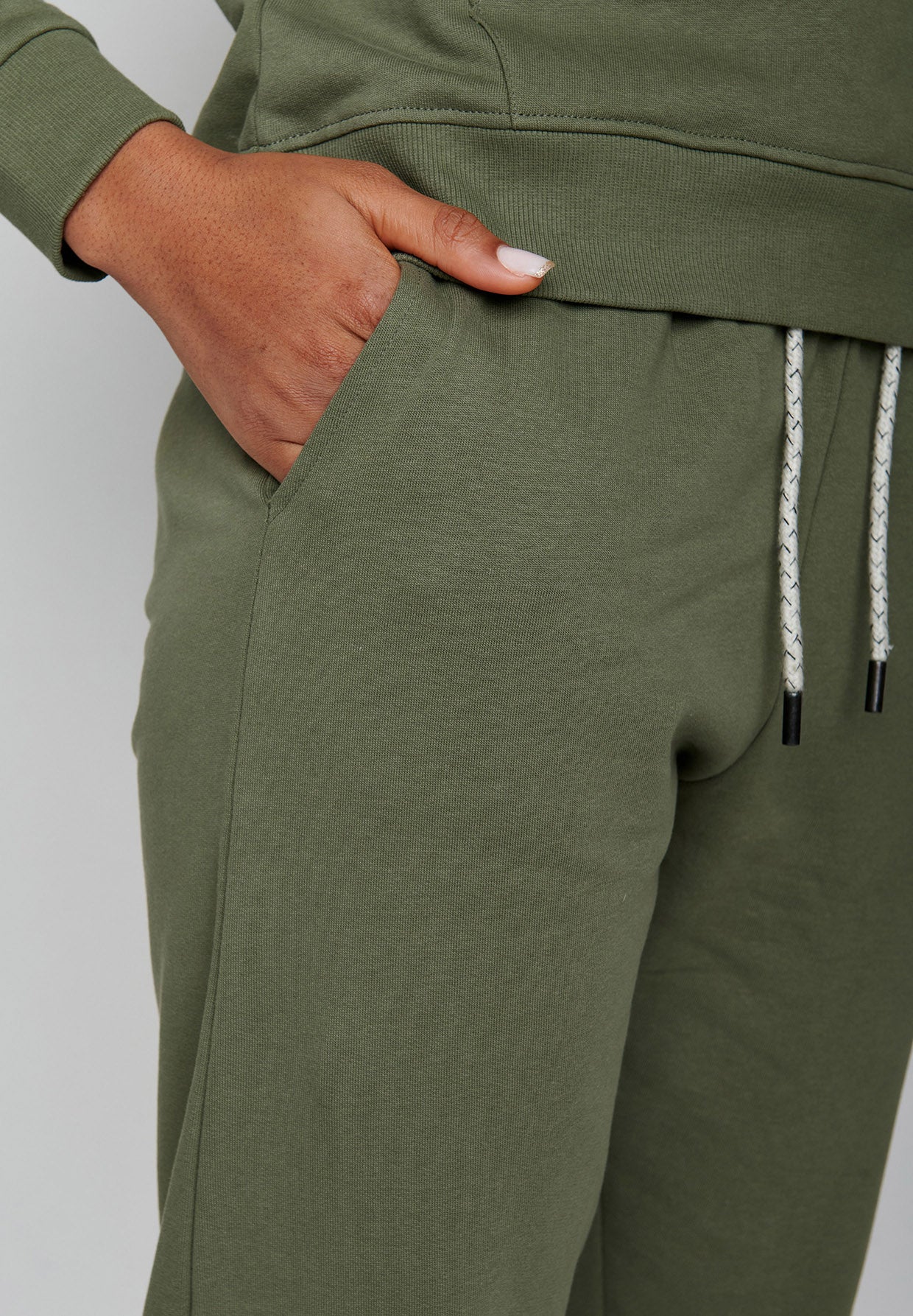 Dirty Olive: Gemütliche Jogginghose aus Bio-Baumwolle für Damen [8342]