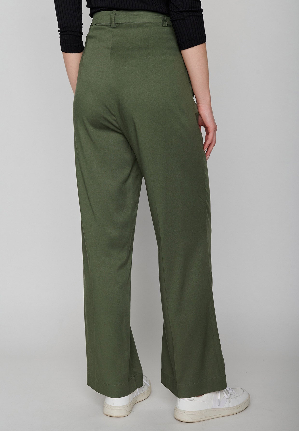 Dirty Olive: Lässige Hose in Retro-Chic für Damen [8447]