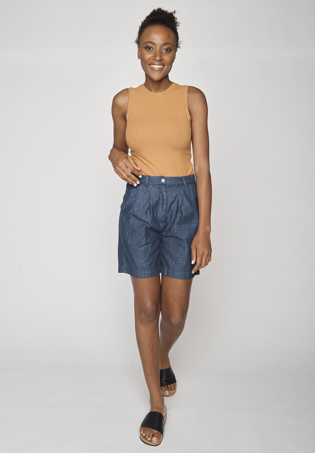 Light Denim: Sommerliche Hose aus Bio-Baumwolle für Damen [8585]