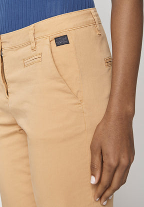 Braun:  Gemütliche Chino aus Bio-Baumwoll Mix für Damen [8621]