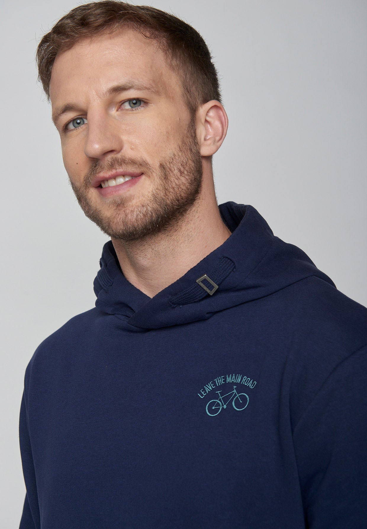Navy: Kuschliger Hoodie aus Bio-Baumwolle für Herren [8950]
