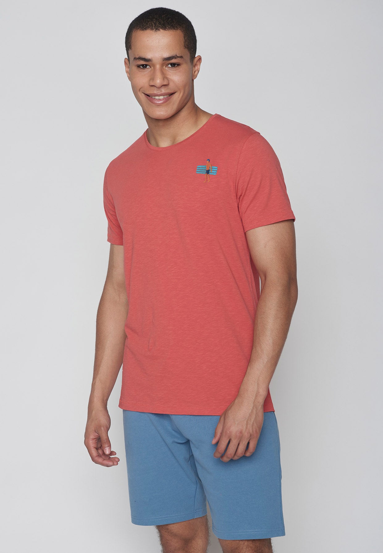 Sun Red: Lässiges T-Shirt aus Bio-Baumwolle für Herren [9096]