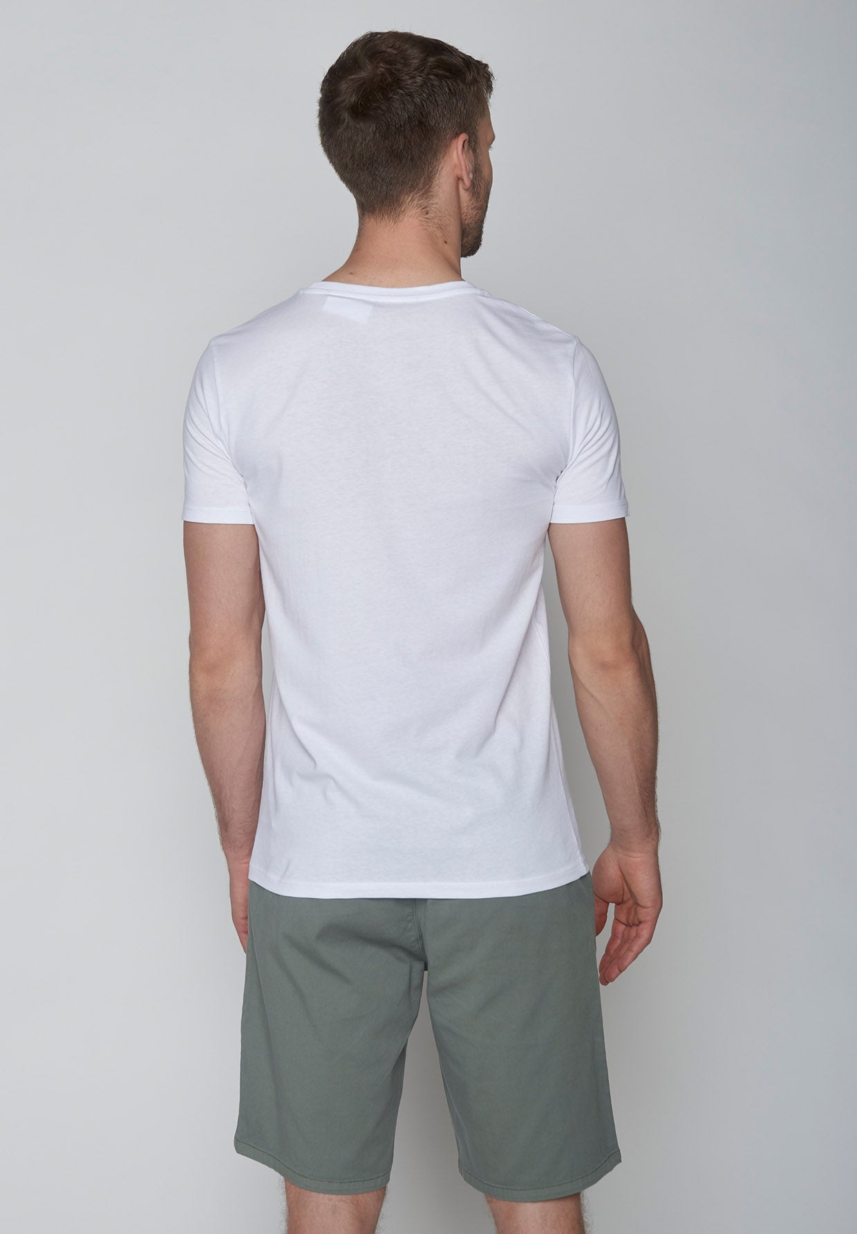 White: Sportliches T-Shirt aus Bio-Baumwolle für Herren [9141]