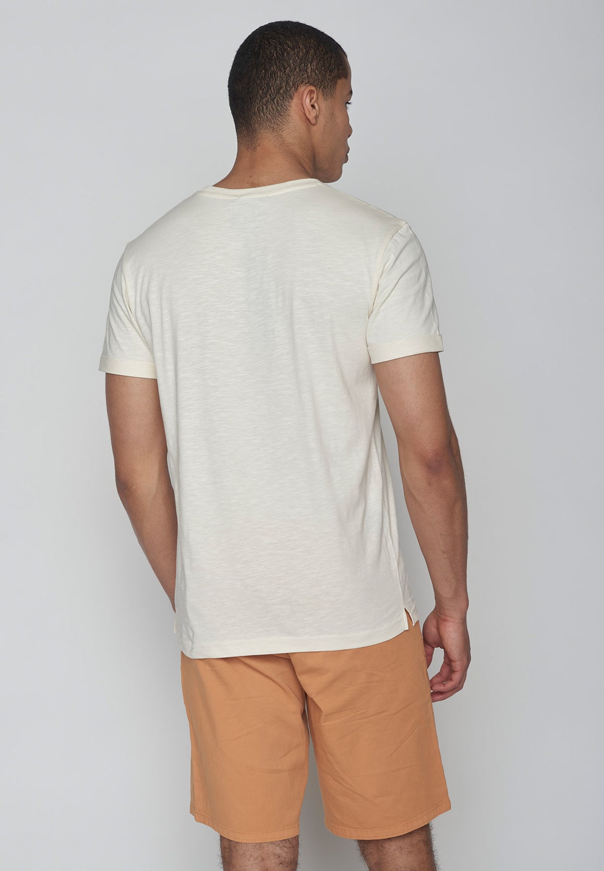 Creme White: Lässiges T-Shirt aus Bio-Baumwoll Mix für Herren [9183]