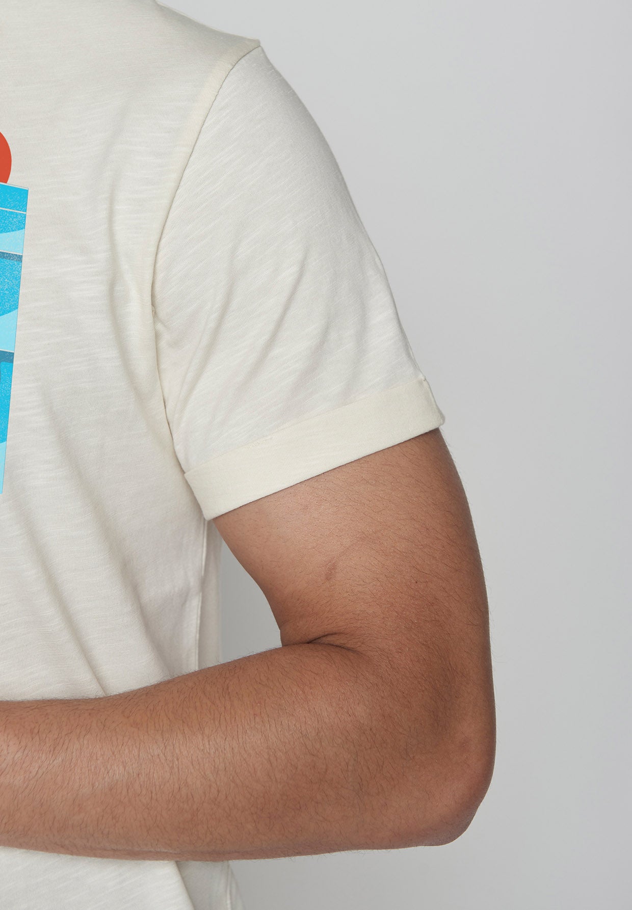 Creme White: Lässiges T-Shirt aus Bio-Baumwoll Mix für Herren [9184]